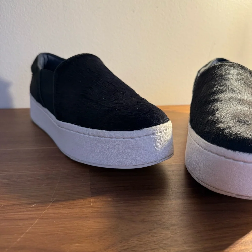 Vince Warren Pony Hair Slip On in Black with White Platform, size 6.5
